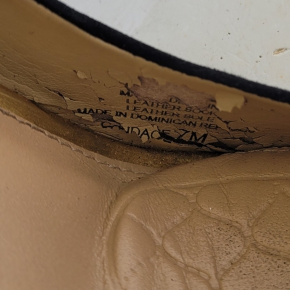 Antonio Melani Suede Heels Gold Spike Metal Toes Size 7 🔥 - Picture 8 of 8